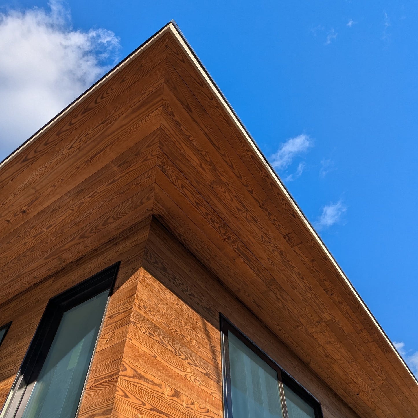Advantage Thermally Modified Pine, 1x6 Rainscreen
