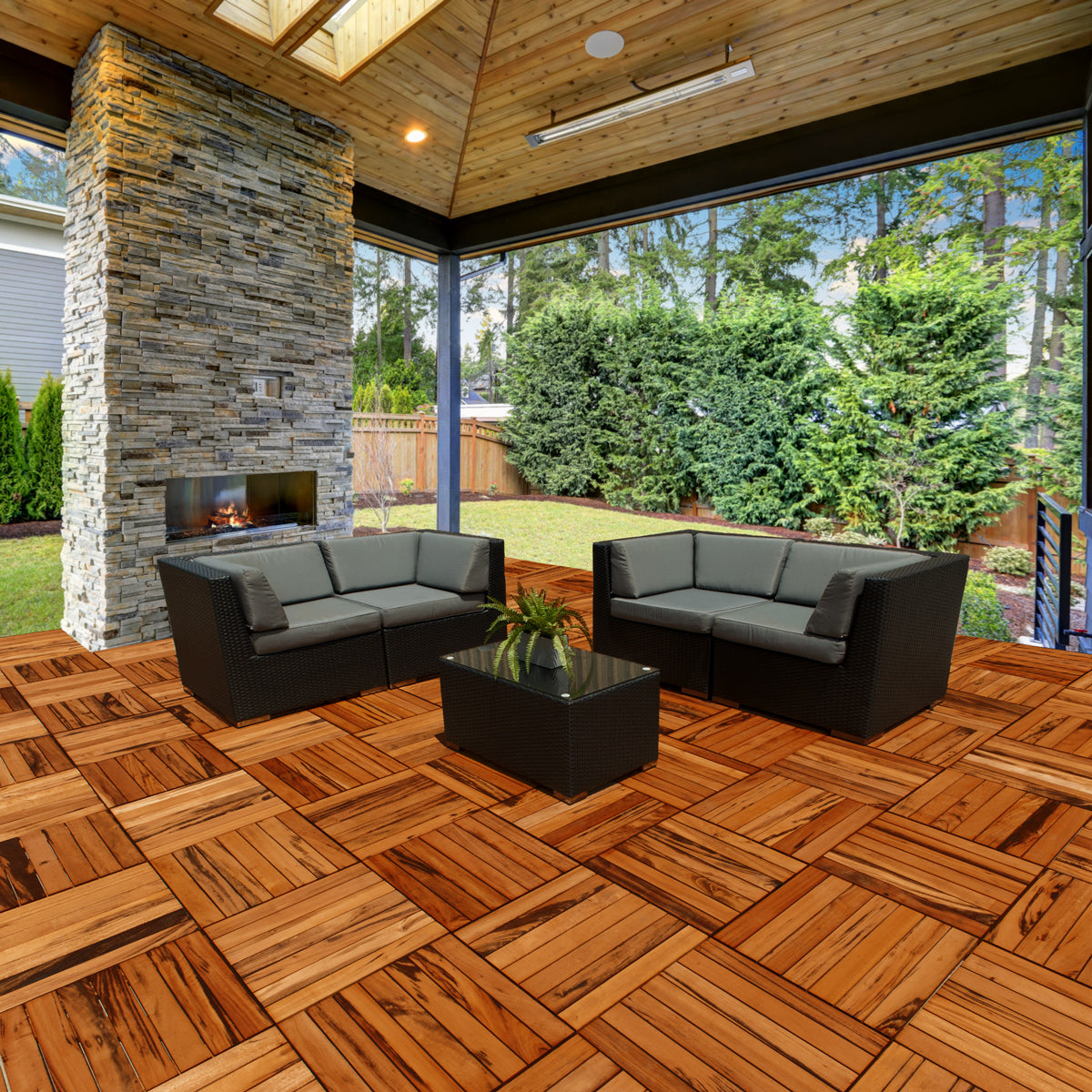 Tigerwood Advantage Deck Tiles® 20 x 20 - Smooth