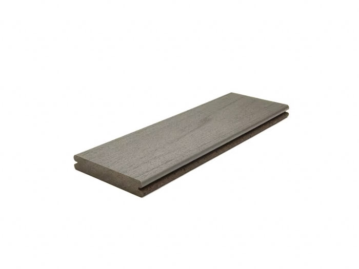 Trex Transcend Lineage® Decking