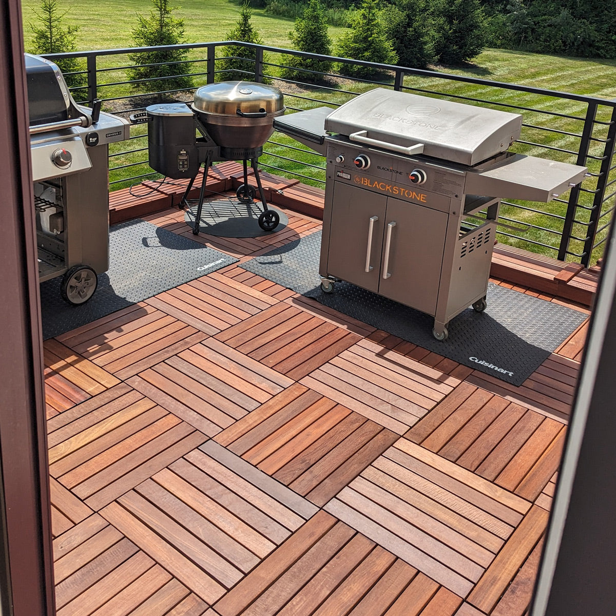 Brazilian Redwood (Massaranduba) Advantage Deck Tiles® 20 x 20 - Smooth